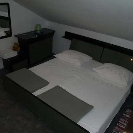Marinovic - Two Bedroom With Balcony Doli